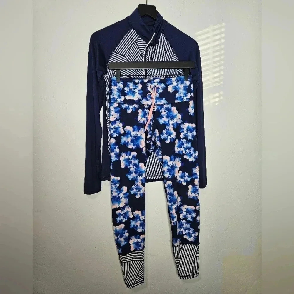 Old Navy Active Floral Workout Legging and‎ Long Sleeve Sz SM/Med